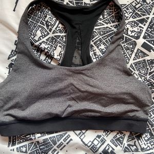 Lululemon grey sports bra